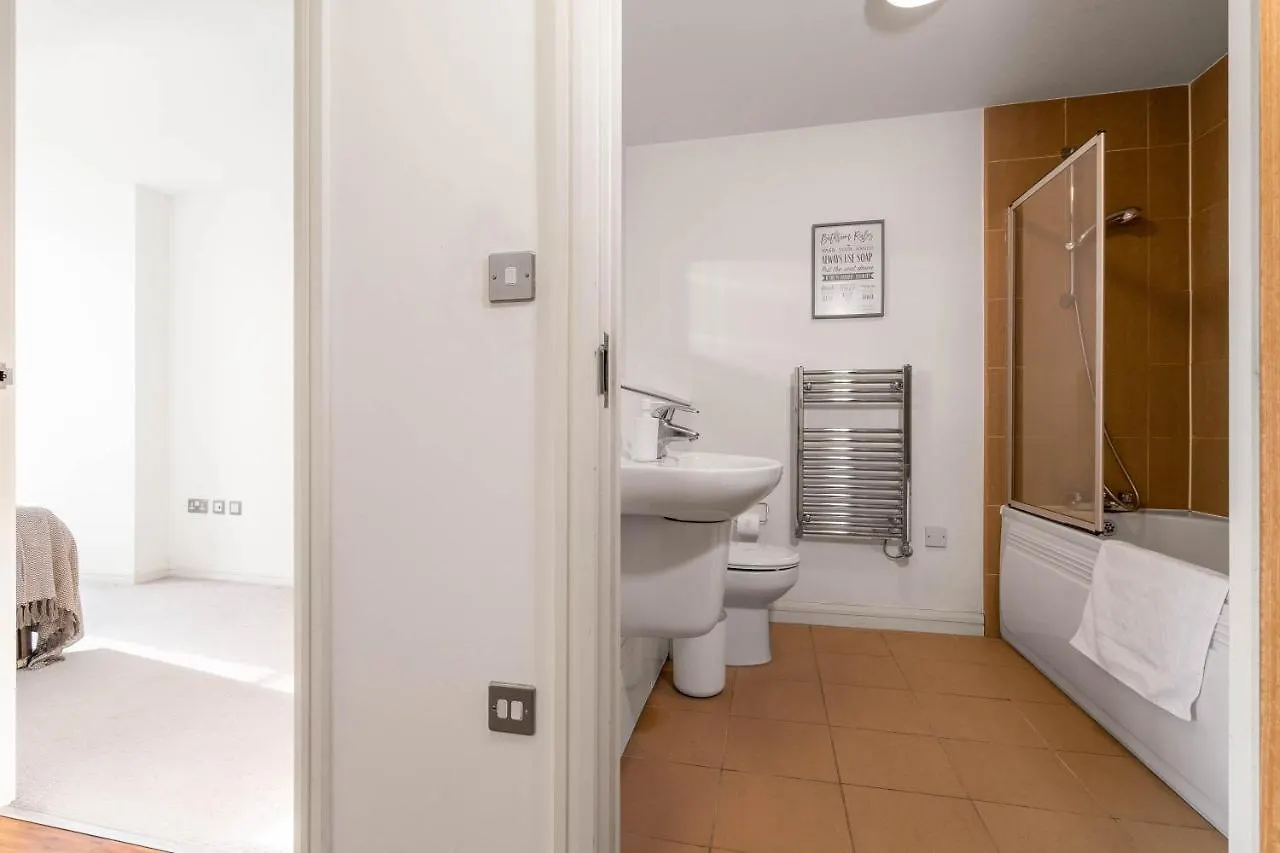 Opulent 2 Bedroom City Centre Apartment Nottingham 0*,  United Kingdom